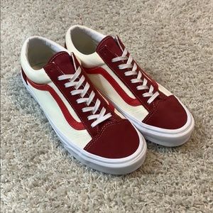 vans retro sport style 36 biking red & poinsettia shoes